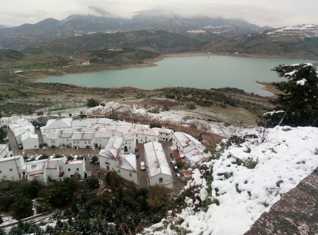 Tugasa Arco De La Villa Zahara De La Sierra Dış mekan fotoğraf